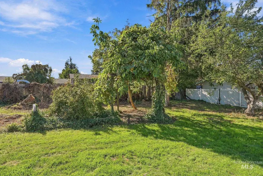2006 Powers Drive, Lewiston, ID 83501 - #3