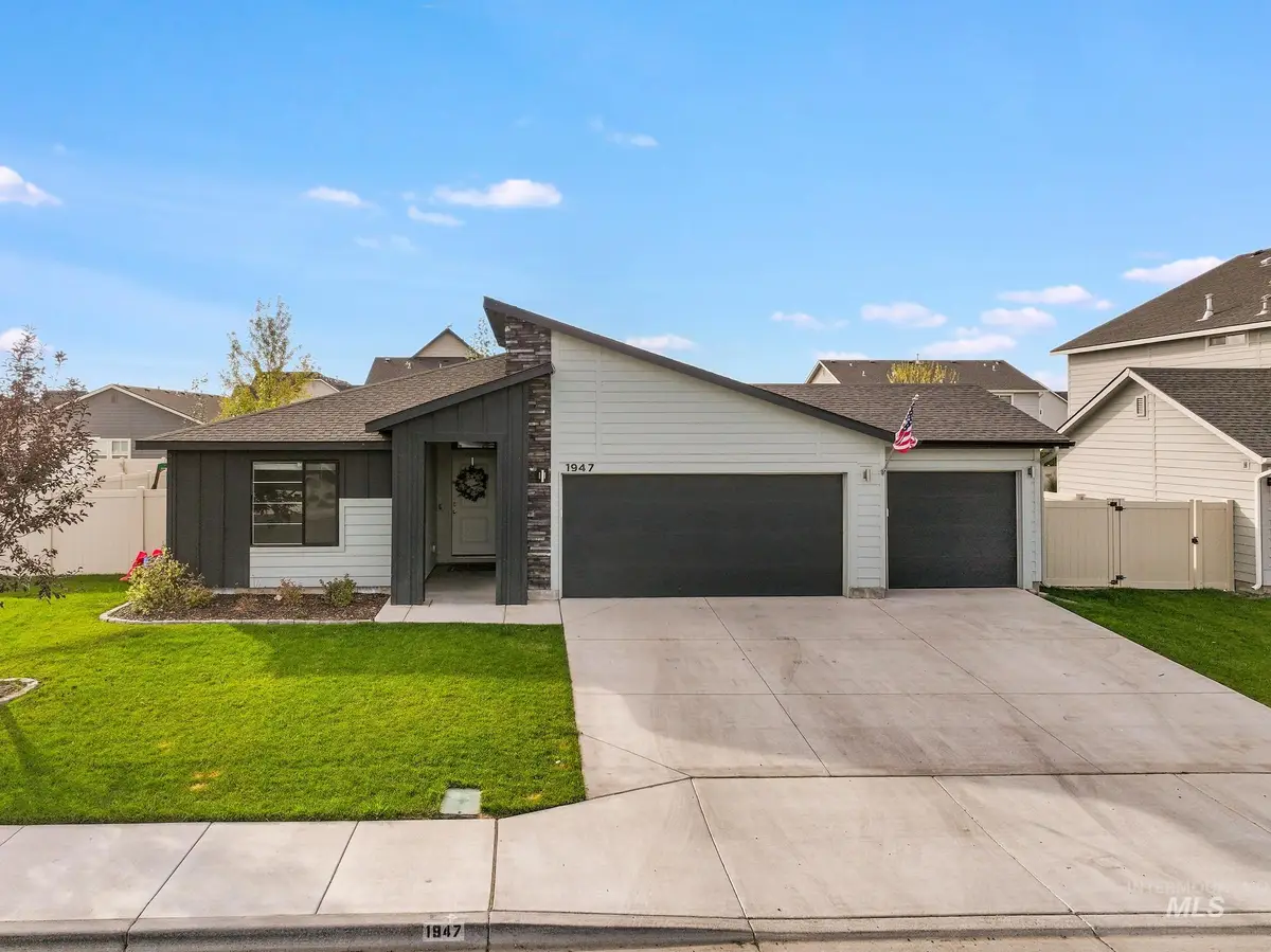 1947 Columbia Dr, Twin Falls, ID 83301 - #1