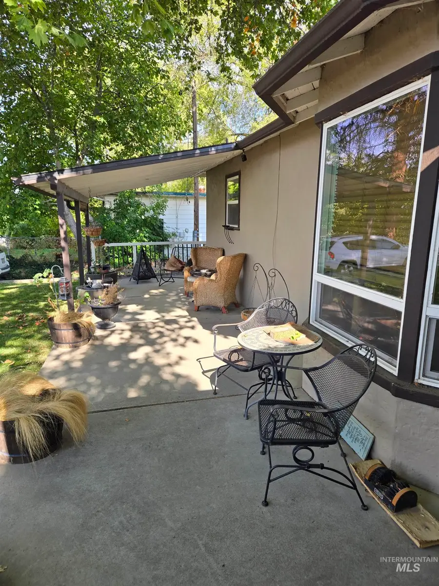 801 Hughes Dr, Payette, ID 83661 - #3