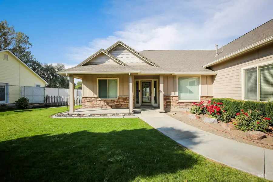 767 N Dorian Drive, Ontario, OR 97914 - #2