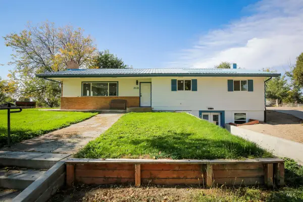 2121 Alameda Drive, Ontario, OR 97914