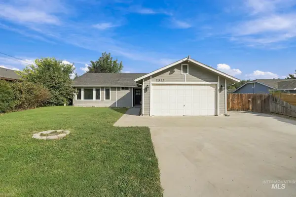 2512 W Flamingo Ave, Nampa, ID 83651