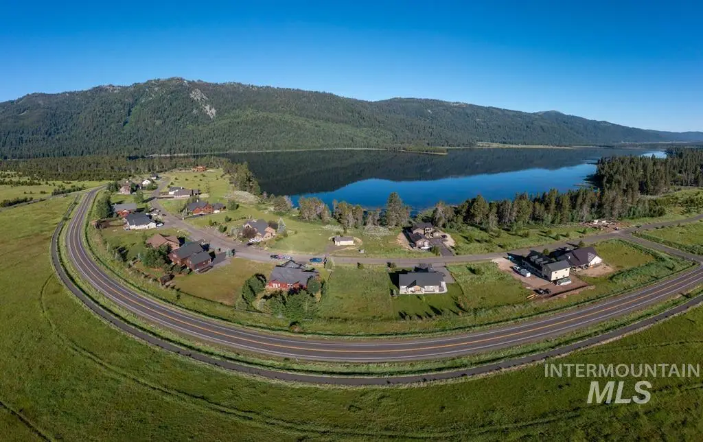 13145 Hawks Bay Rd, Donnelly, ID 83615 - #1