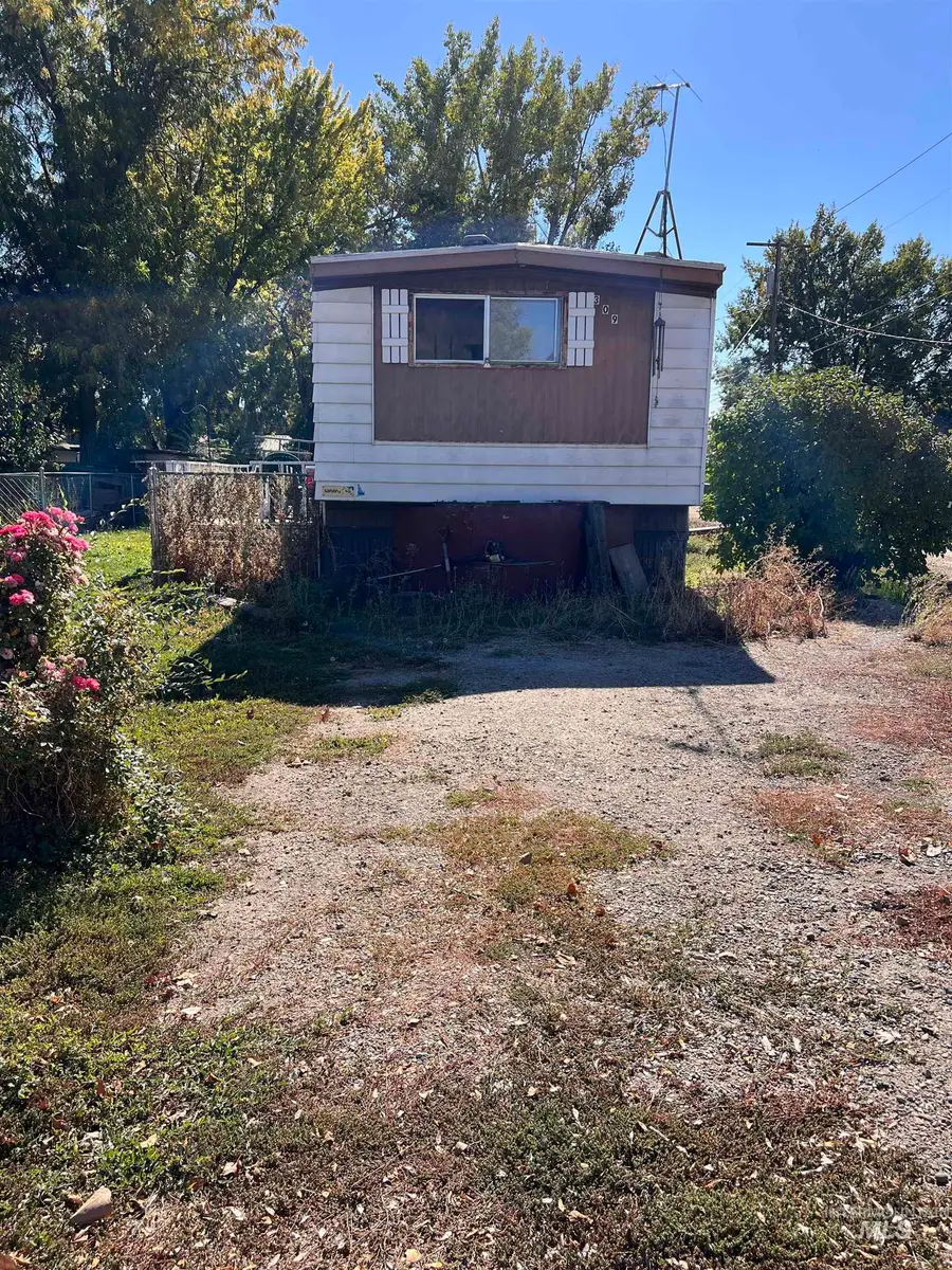 309 W Maple St, New Plymouth, ID 83655 - #3