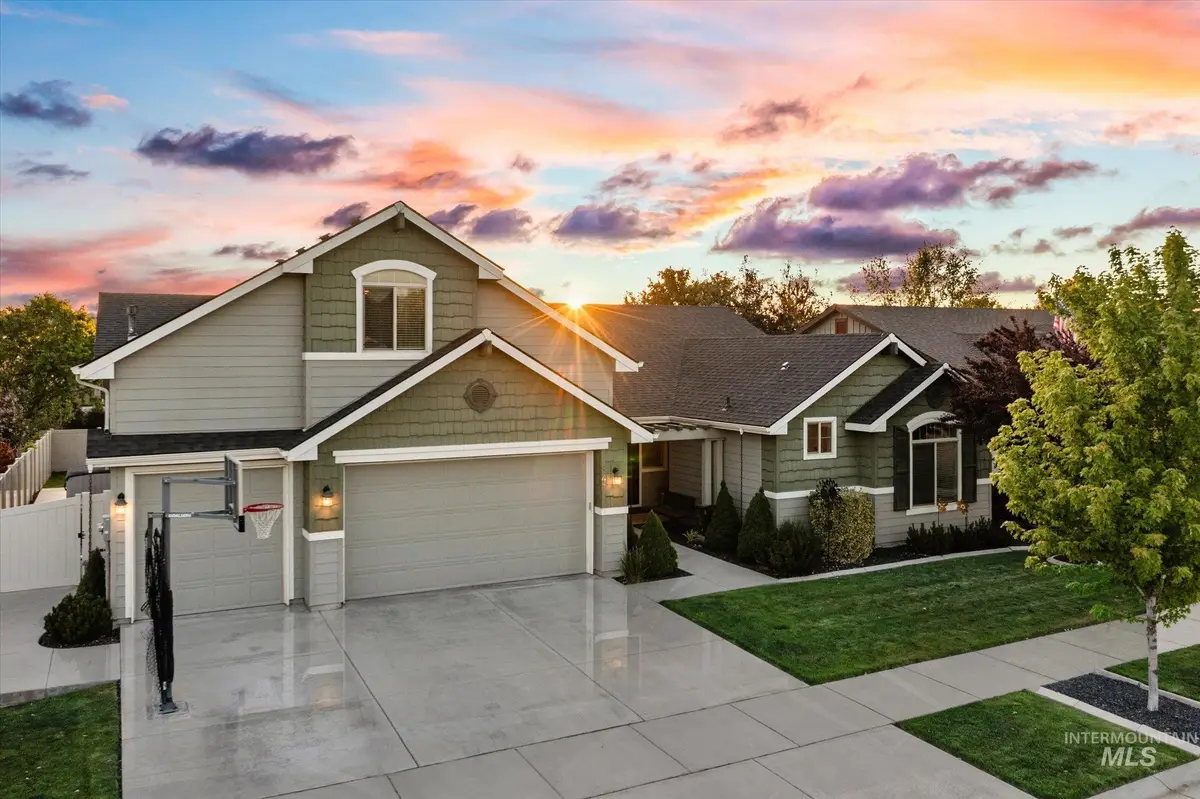847 N Tullshire Way, Eagle, ID 83616 - #1
