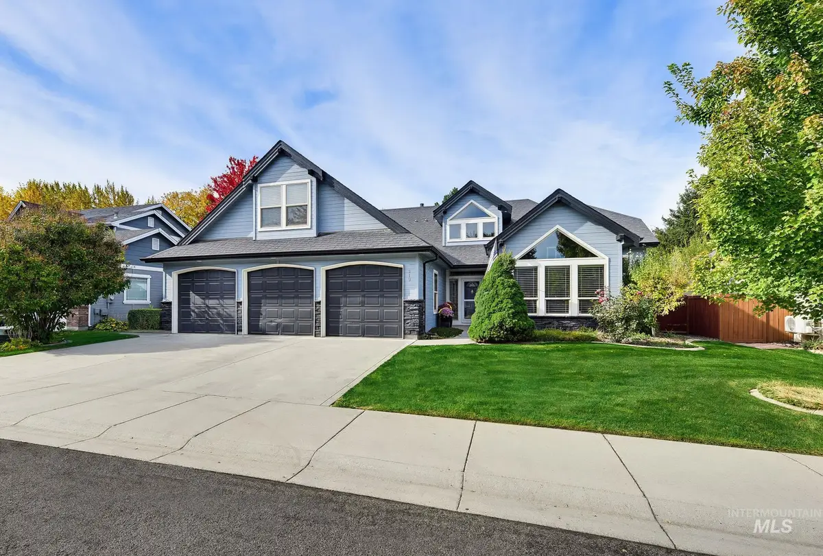 519 S Trunnel Ave, Meridian, ID 83642 - #1
