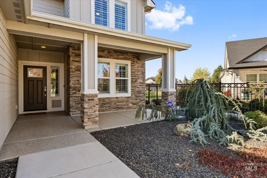 4615 W Greenspire Dr, Meridian, ID 83646 - #2