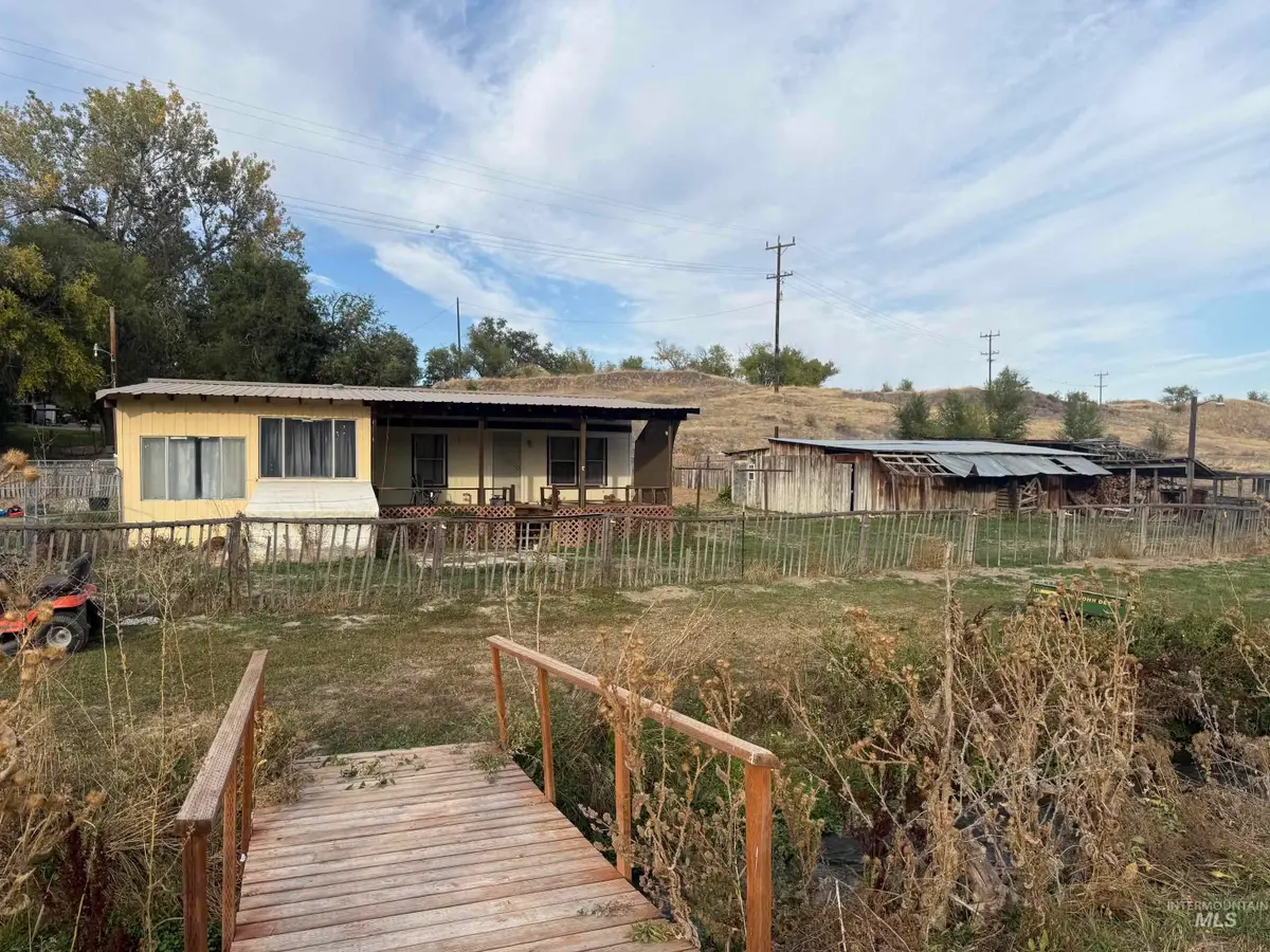 1923 Bench Rd., Vale, OR 97918 - #1