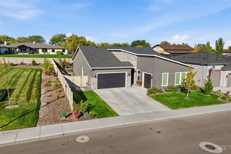 5416 Sparky Ave, Caldwell, ID 83607 - #2