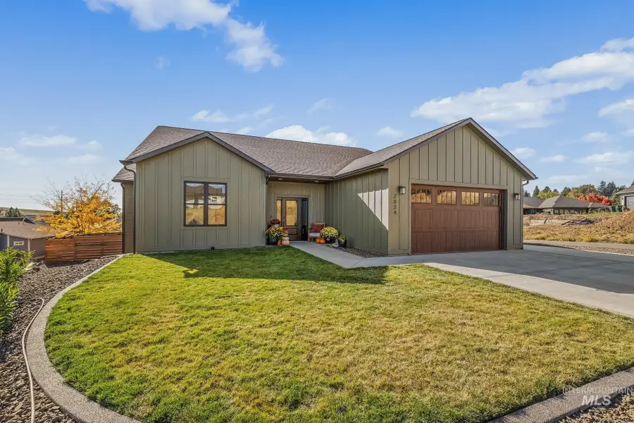 2024 Ben Gifford Ct., Moscow, ID 83843 - #2