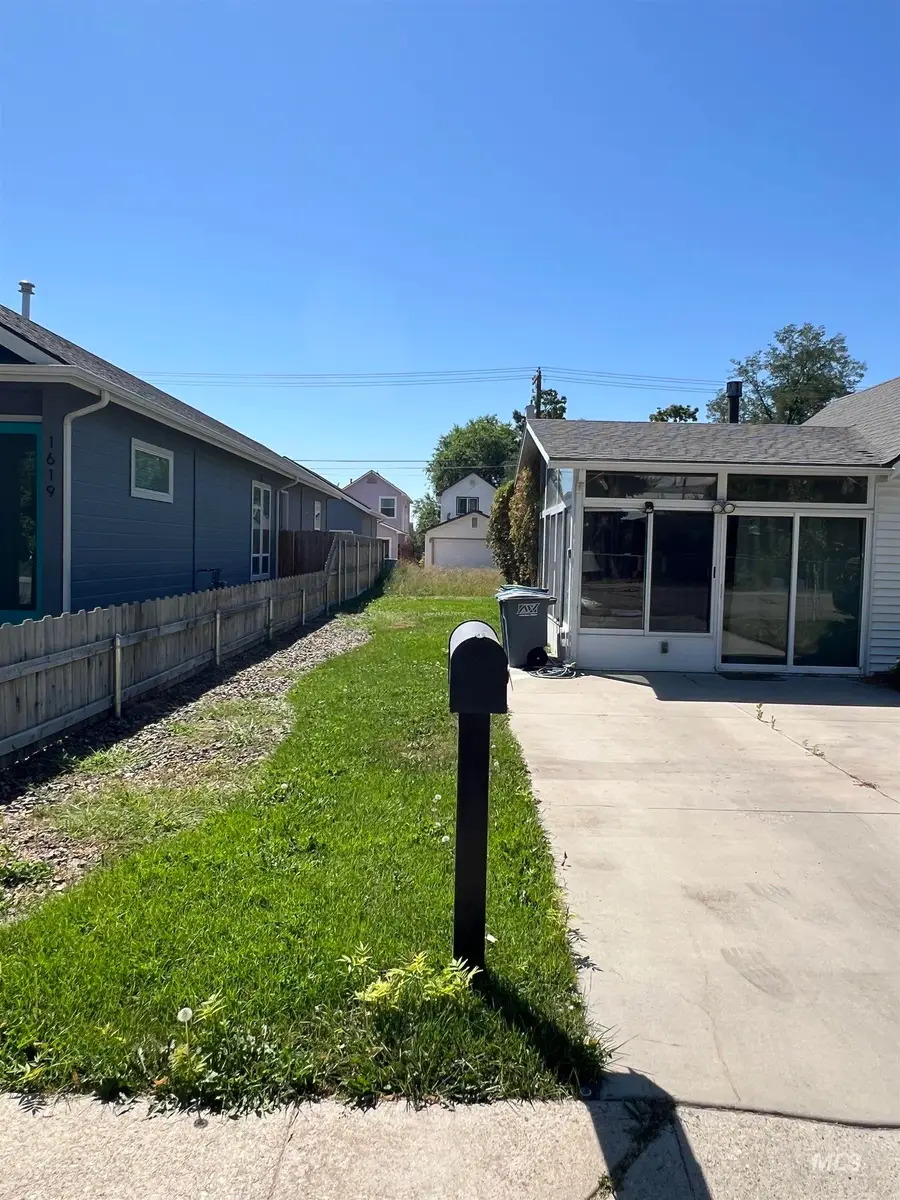 1617 S Helen Street, Boise, ID 83704 - #2