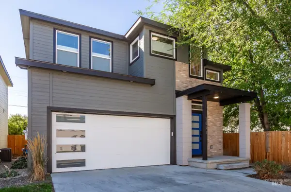 3871 W Puggy Ln, Boise, ID 83705