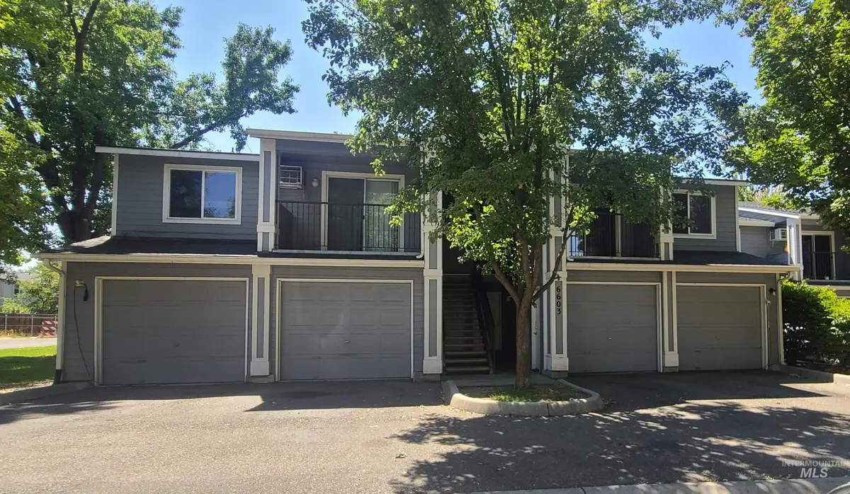 6603 W Clinton Ln, Boise, ID 83704 - #1