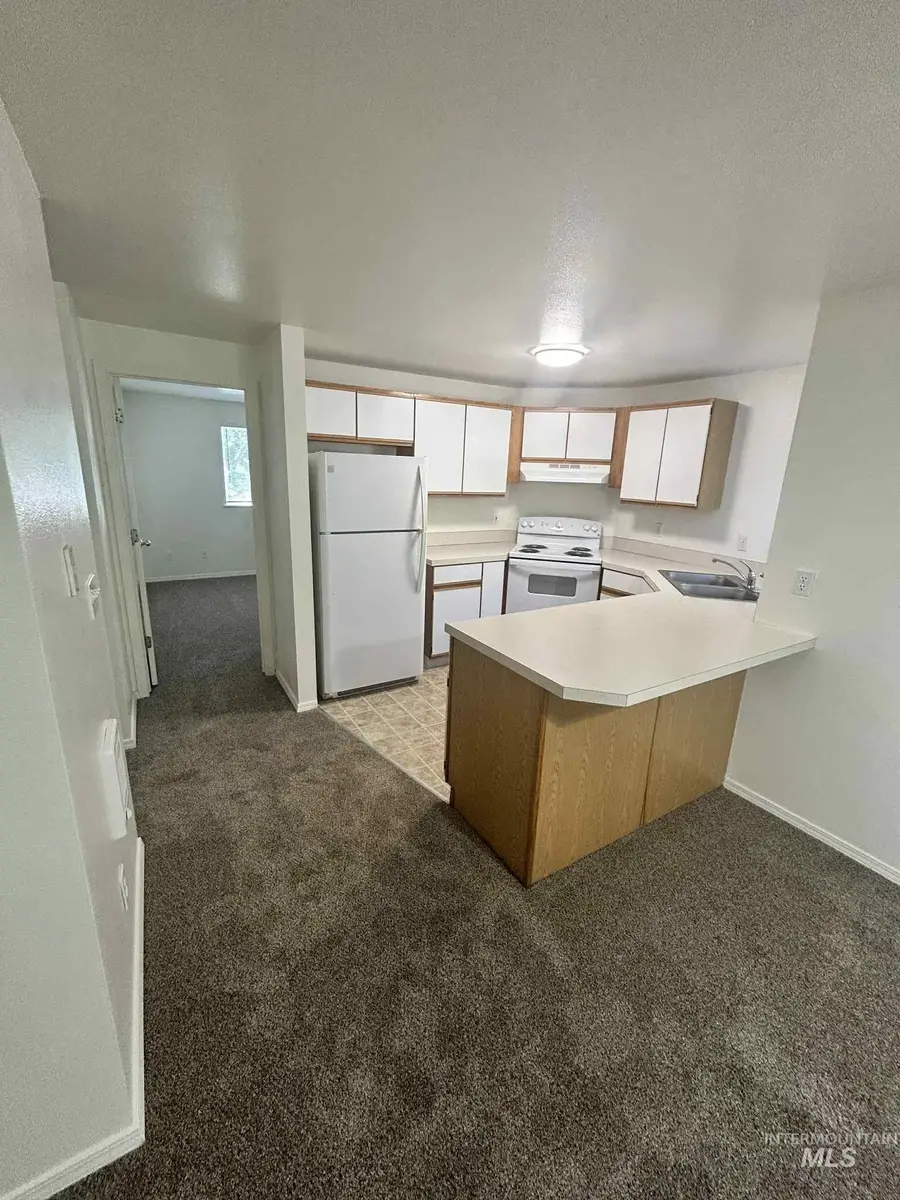 6603 W Clinton Ln, Boise, ID 83704 - #3