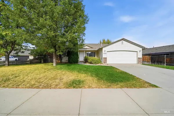 12522 W Camas Dr, Boise, ID 83709