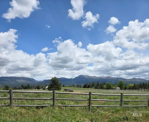 14016 Country Way, McCall, ID 83638