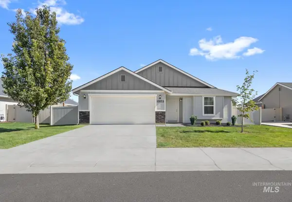 15172 N Fishing Creek Ave, Nampa, ID 83651
