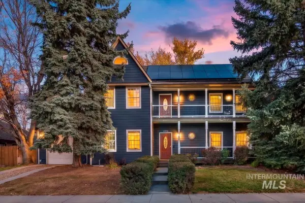 10010 W Meadowlark St, Boise, ID 83704