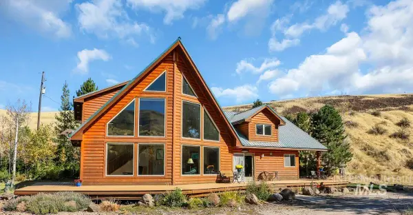 29500 Third Fork Rd, Ola, ID 83657