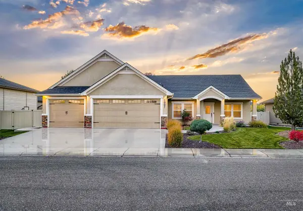 1007 N Mira Way, Star, ID 83669