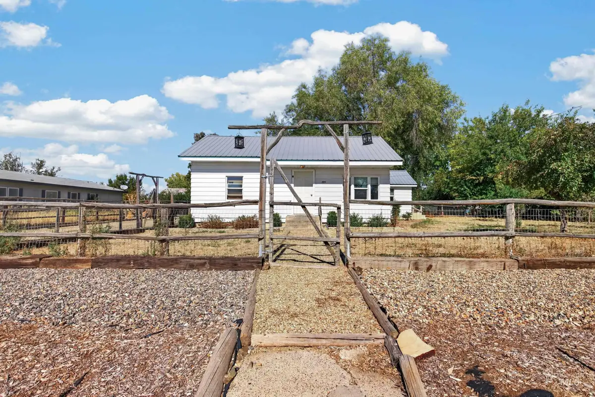 1124 W Galloway Ave, Weiser, ID 83672 - #1