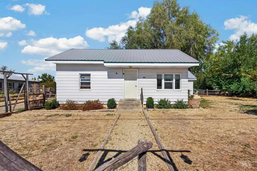 1124 W Galloway Ave, Weiser, ID 83672 - #2