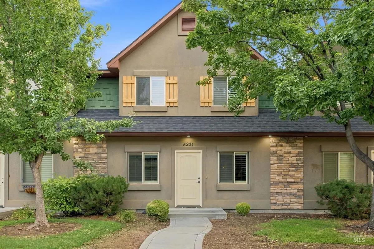 5231 W Morris Hill Rd, Boise, ID 83706 - #1