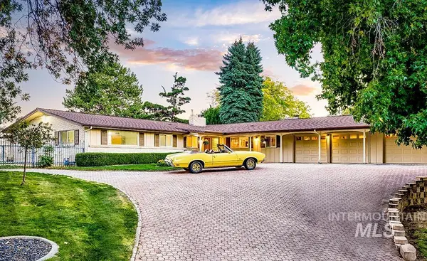 909 W Wyndemere Drive, Boise, ID 83702