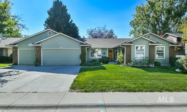 11805 W Hickory Dr, Boise, ID 83713
