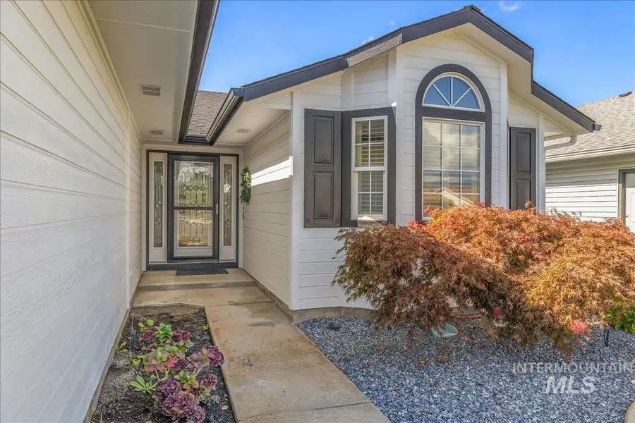 8569 Willowdale Dr, Garden City, ID 83714 - #2