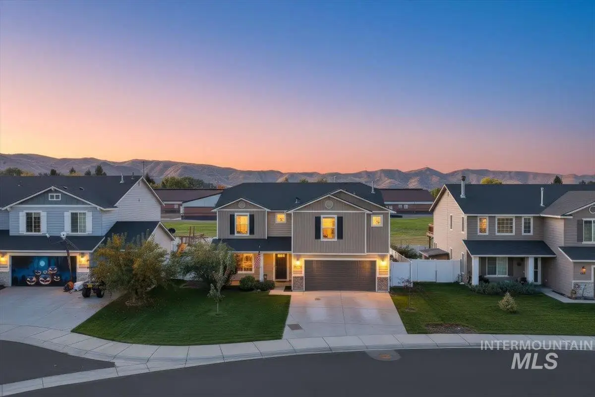 1935 E Marsh Creek Rd, Emmett, ID 83617 - #1