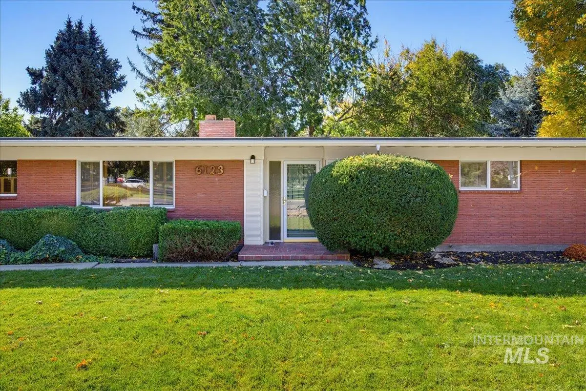 6123 W Northview St, Boise, ID 83704 - #1