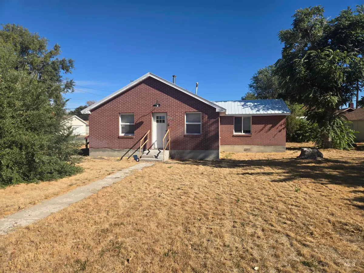 1110 Colorado St, Gooding, ID 83330 - #1