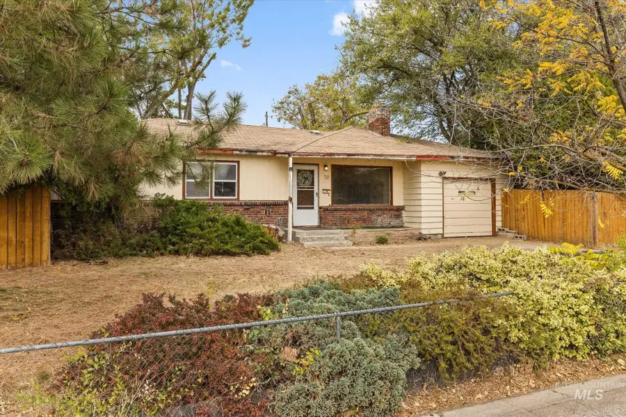 7609 W Cambridge Dr, Boise, ID 83704 - #2