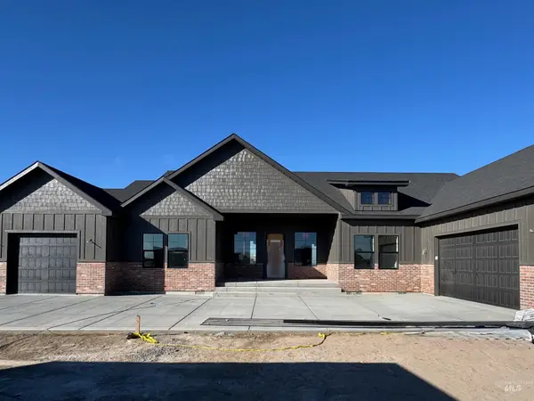 3710 N 2416 E, Filer, ID 83328