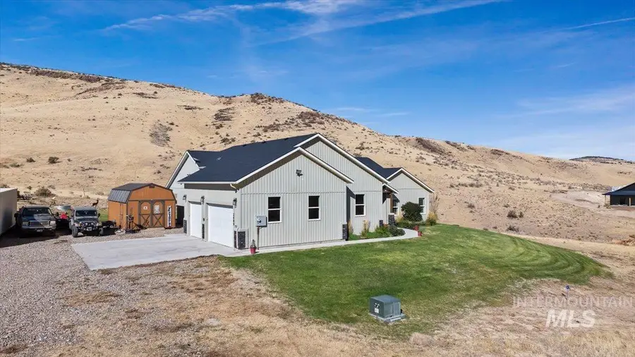 2689 Rock Creek Rd, Hansen, ID 83334 - #3