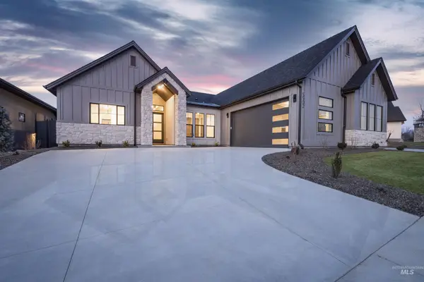 5644 W Haughburn Dr, Eagle, ID 83616