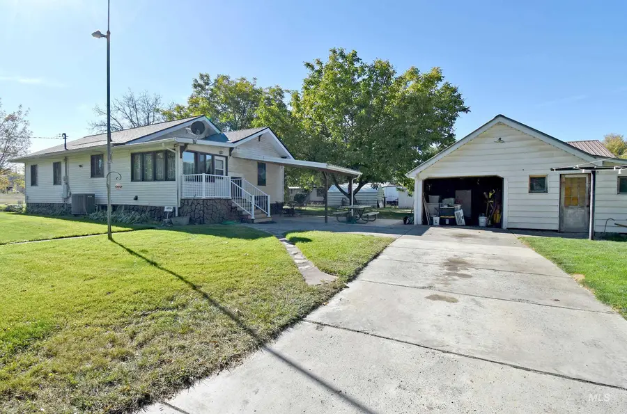 1374 Sycamore Street, Clarkston, WA 99403 - #3