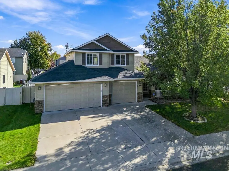 3750 N Rhodes Ave, Meridian, ID 83646 - #2
