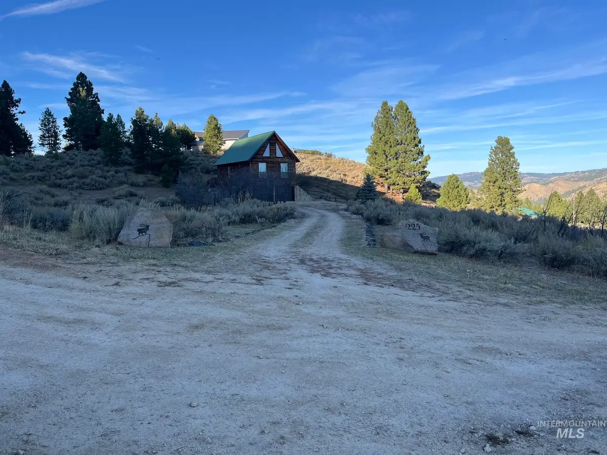 225 Evergreen Dr., Boise, ID 83716 - #1
