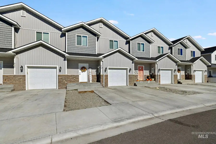 902 E 20th St., Burley, ID 83318 - #3