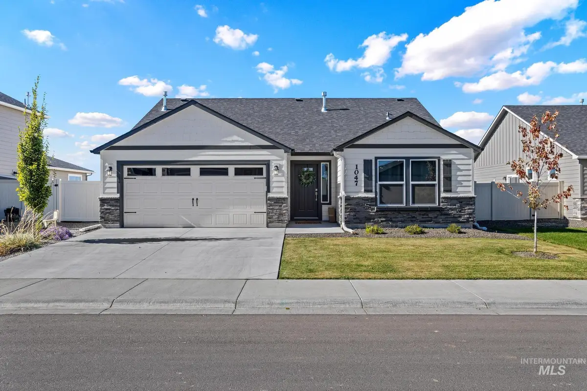 1047 N Rockdale Way, Kuna, ID 83634 - #1