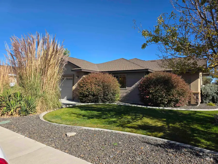 826 Hometowne Rd #Hometowne Rd, Twin Falls, ID 83301 - #3
