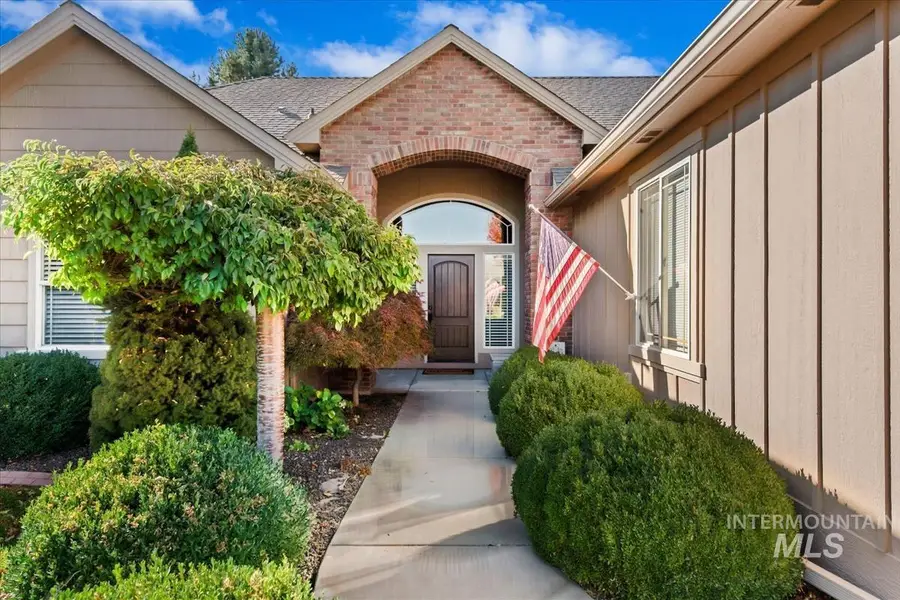 2899 N Silverleaf Way, Meridian, ID 83646 - #2