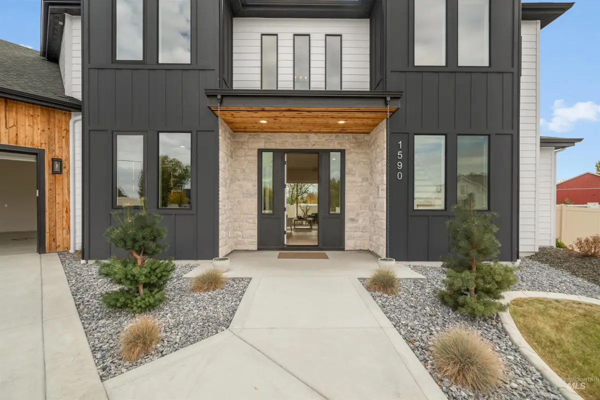1590 N Watershed Ln, Star, ID 83669 - #1