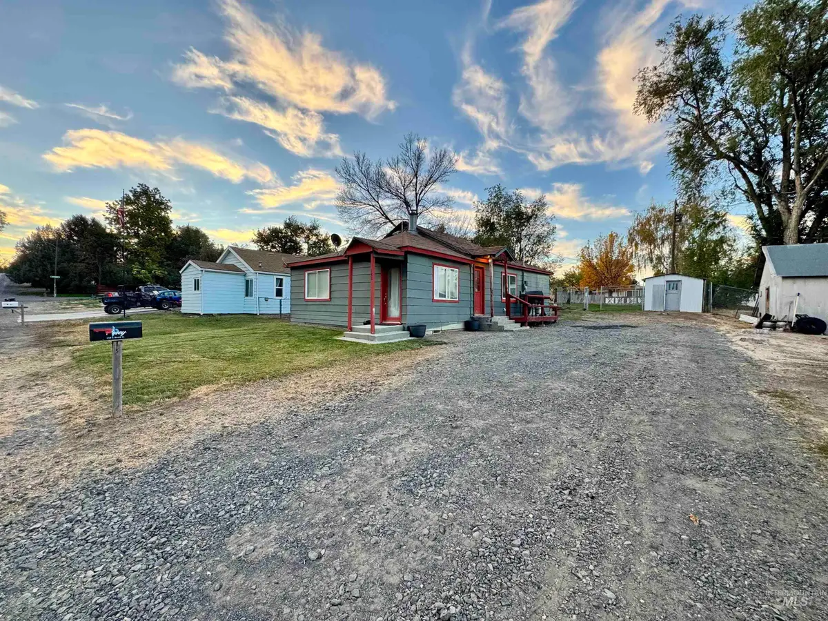 150 E Reed, Hagerman, ID 83332 - #1