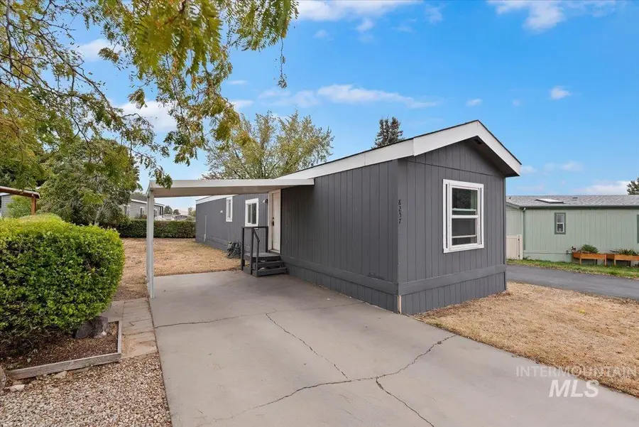 8257 Blue Rim Ln. #27, Boise, ID 83716 - #2