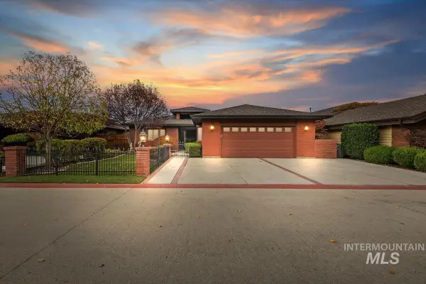 3306 W Hillcrest Lane, Boise, ID 83705