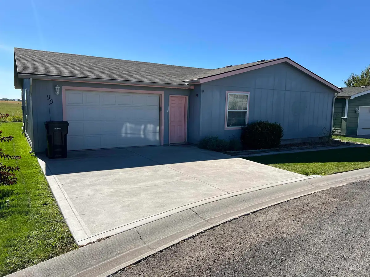 910 Moon Glo #30, Buhl, ID 83316 - #1