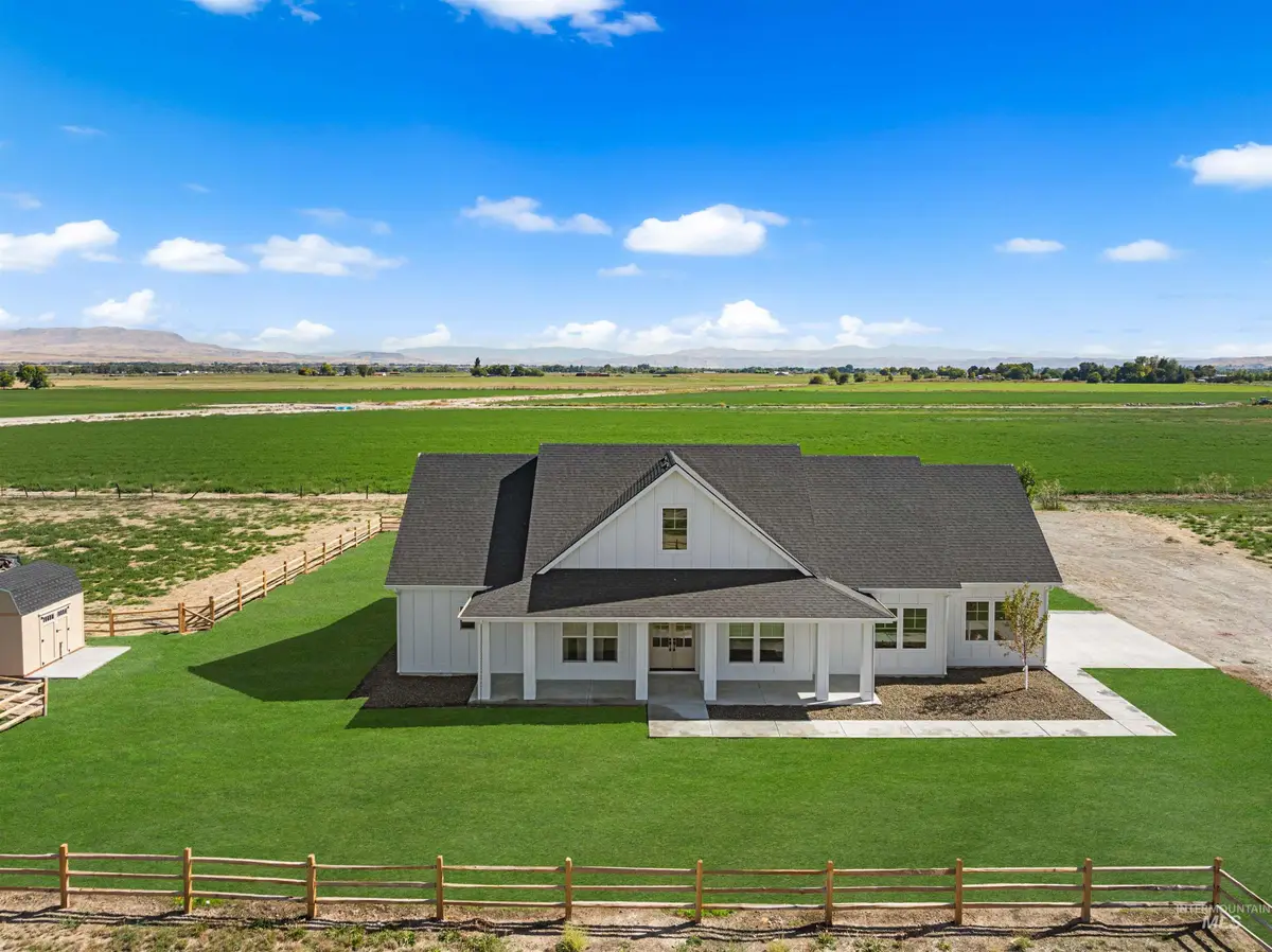 9825 Mayberry Ln, Emmett, ID 83617 - #1
